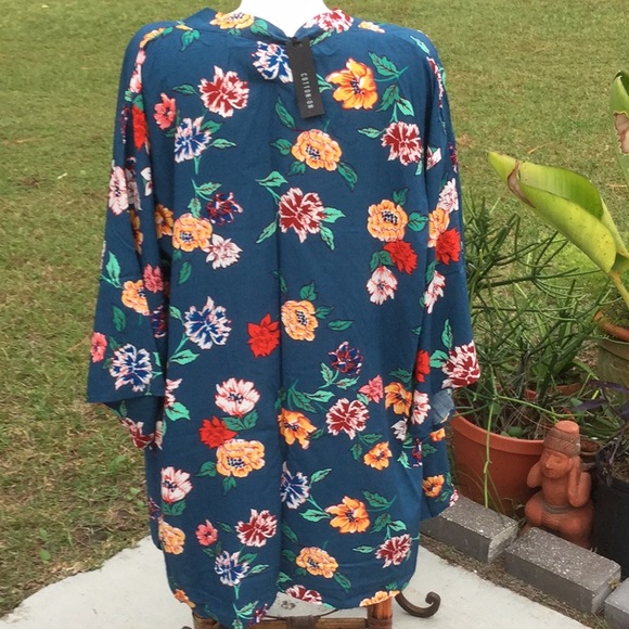 🌴NWT Awesome Colorful Kimono Oversized Size XS/S - Picture 3 of 4